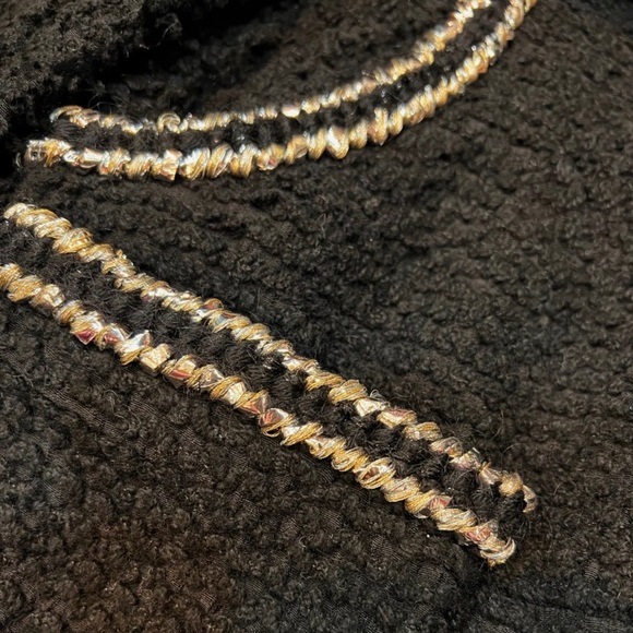 Chanel Jacket - Picture 4 of 6